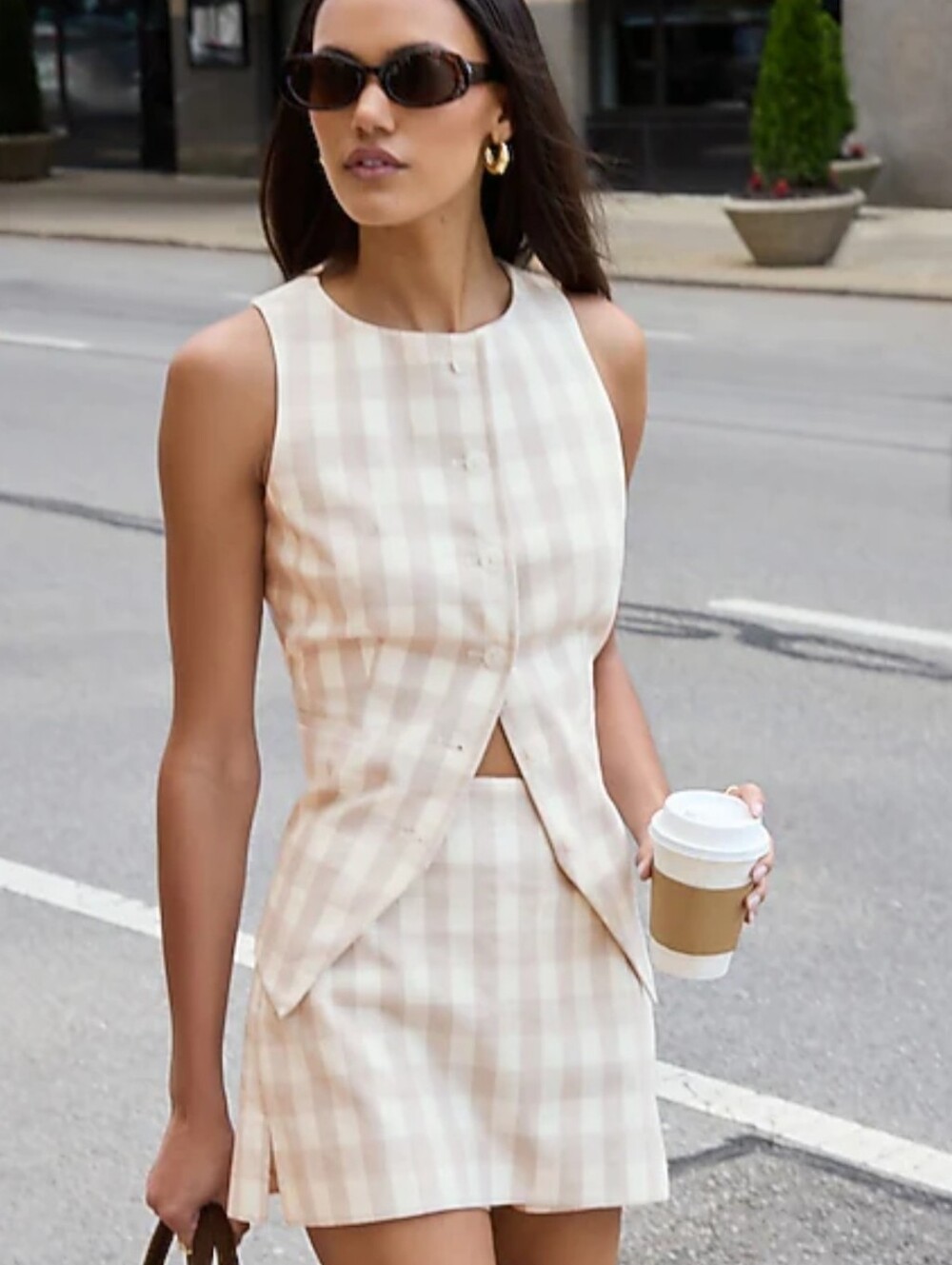 Linen-Blend Gingham Boat Neck Cutaway Blazer Vest - Picture 5 of 5